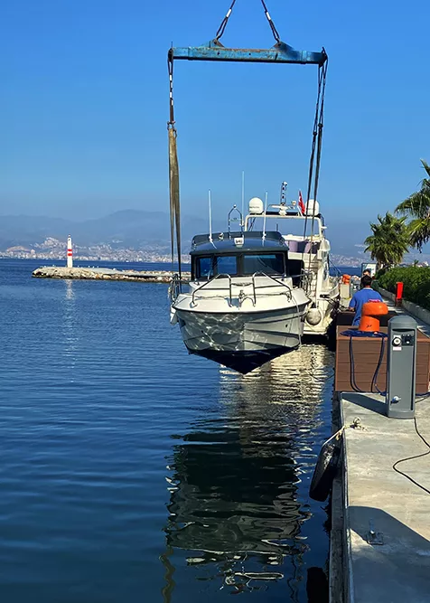 RAU Moana 770 Motorboote - Werft52 Bodensee